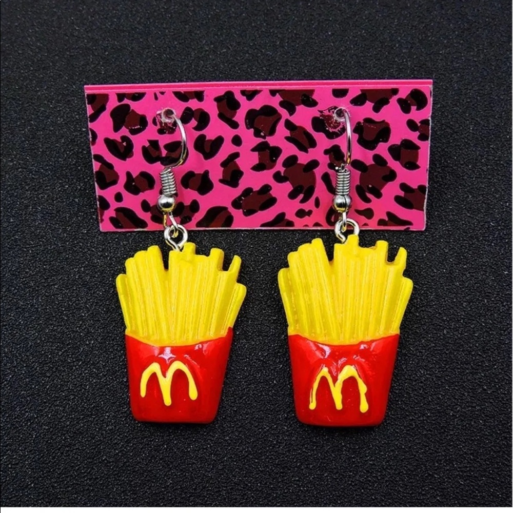 Lovely McDonalds Fast Food French Fries Earrings